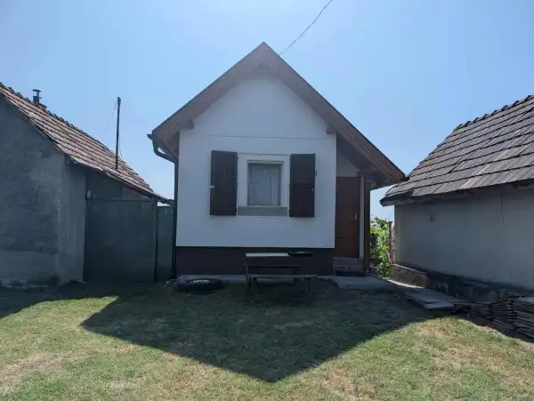 Eladó családi ház, Bocfölde 1 szoba 37 m² 11.9 M Ft