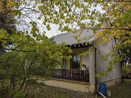 Eladó családi ház, Gyenesdiás 2+1 szoba 90 m² 64.9 M Ft