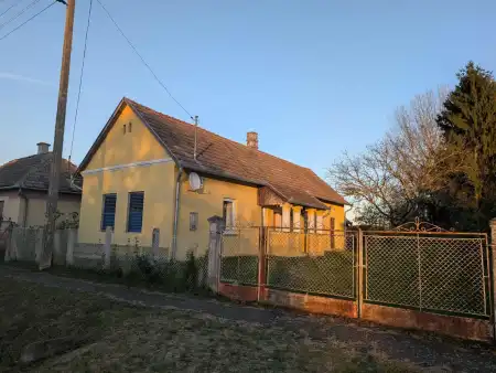 Eladó családi ház, Somogyzsitfa 2 szoba 55 m² 17.8 M Ft