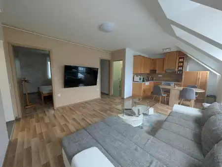Eladó téglalakás, Keszthely 2+1 szoba 58 m² 64.9 M Ft